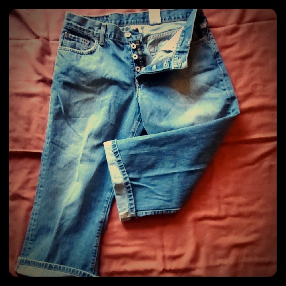 Lucky Capris